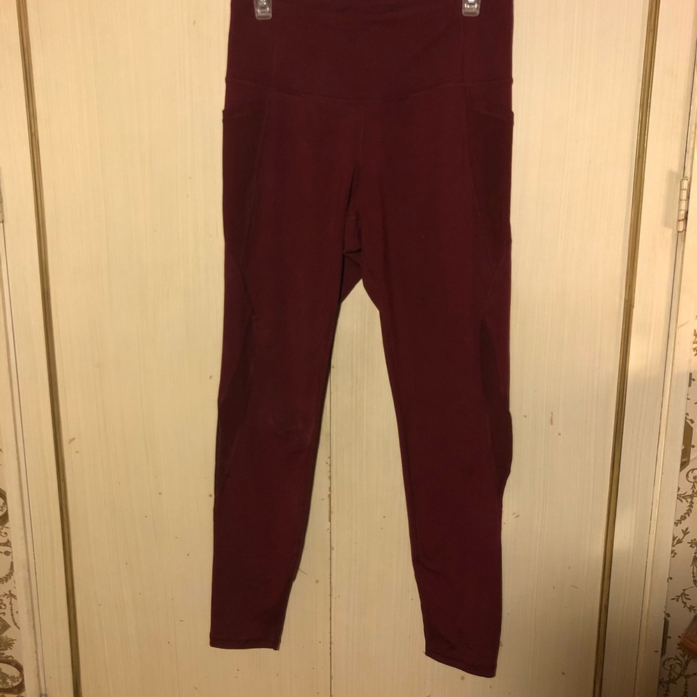 Old Navy High-Waisted Elevate Compression Leggings